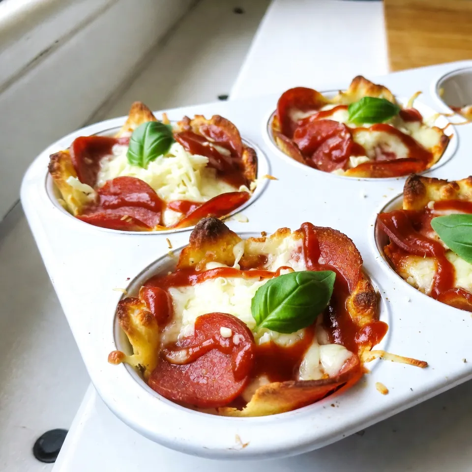 Keto Pepperoni Pizza Cups Flavorful and Easy Recipe